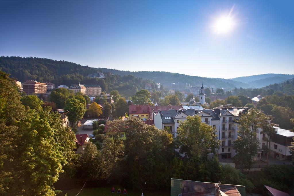 Urocza Art Pensjonat Krynica-Zdrój Kültér fotó